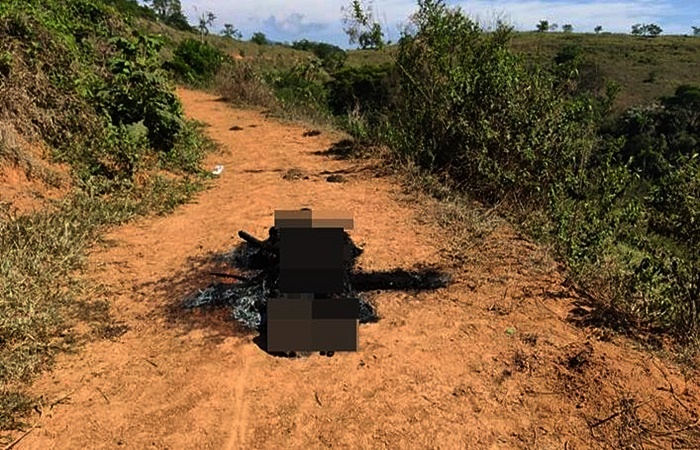 Corpo de homem carbonizado é encontrado na zona rural de Muriaé.