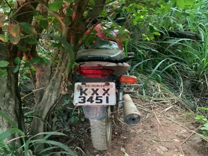 PM recupera motocicleta na estrada do Ivaí