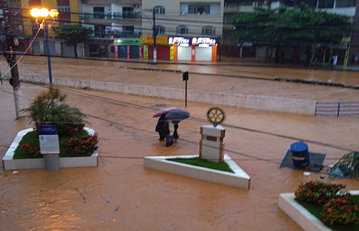 Prefeitura emite nota oficial sobre chuvas que castigaram Ubá nesta sexta-feira.
