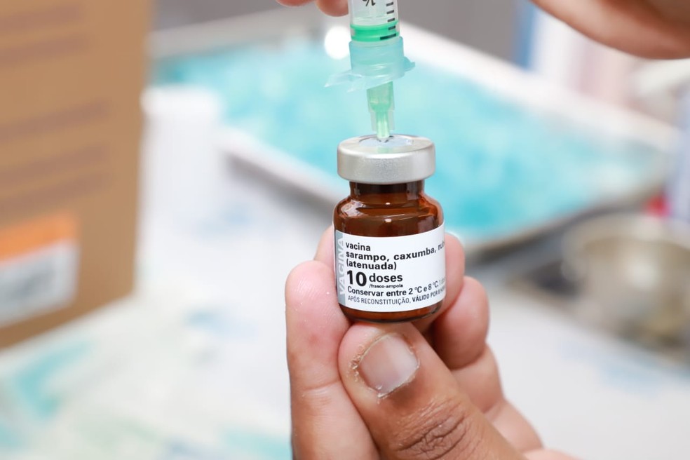 Vacinação contra sarampo prossegue em Muriaé