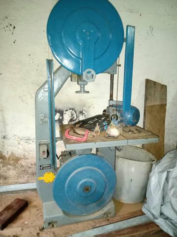 Serra de fita invicta