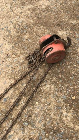 Talha Manual 1 tonelada e 5 metros de elevação