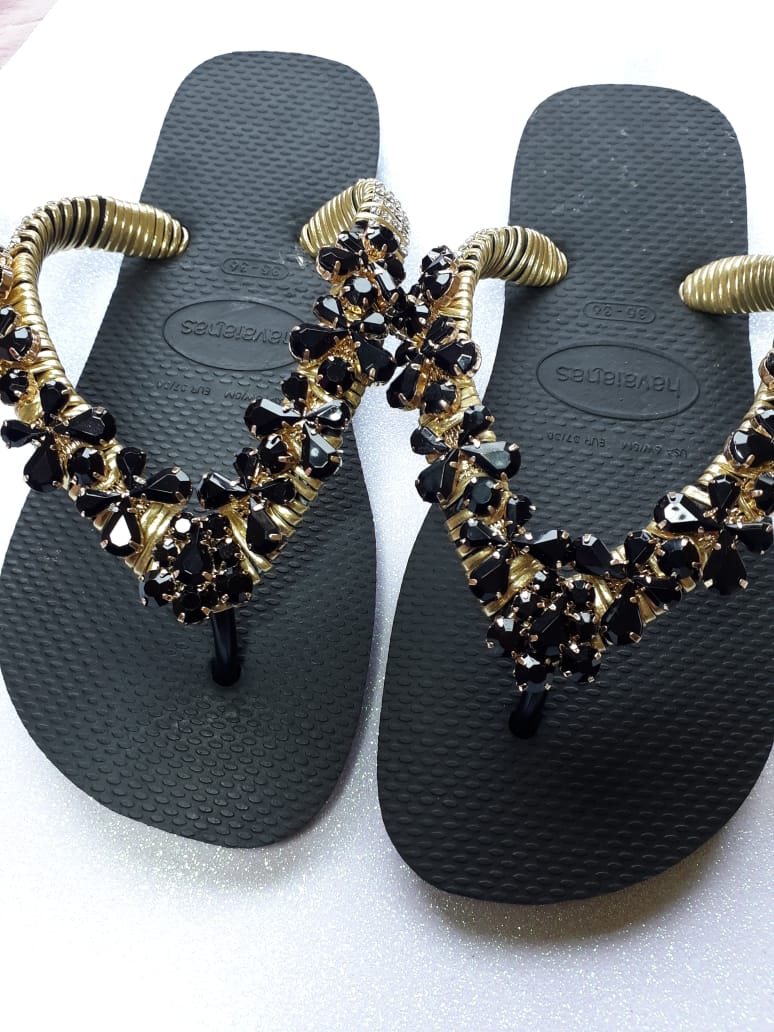 HAVAIANAS DECORADAS COM FIOS DE CARBONO, ANTI- ANSIEDADE, DEPRESSÃO INSONIA E AFASTA ENERGIAS NEGATIVAS