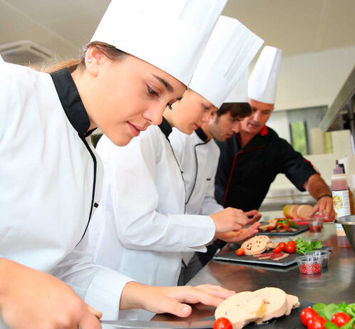 CURSO DE COZINHEIRO