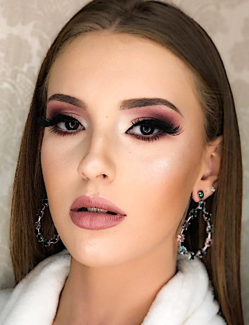 CURSO DE MAQUIAGEM PROFISSIONAL