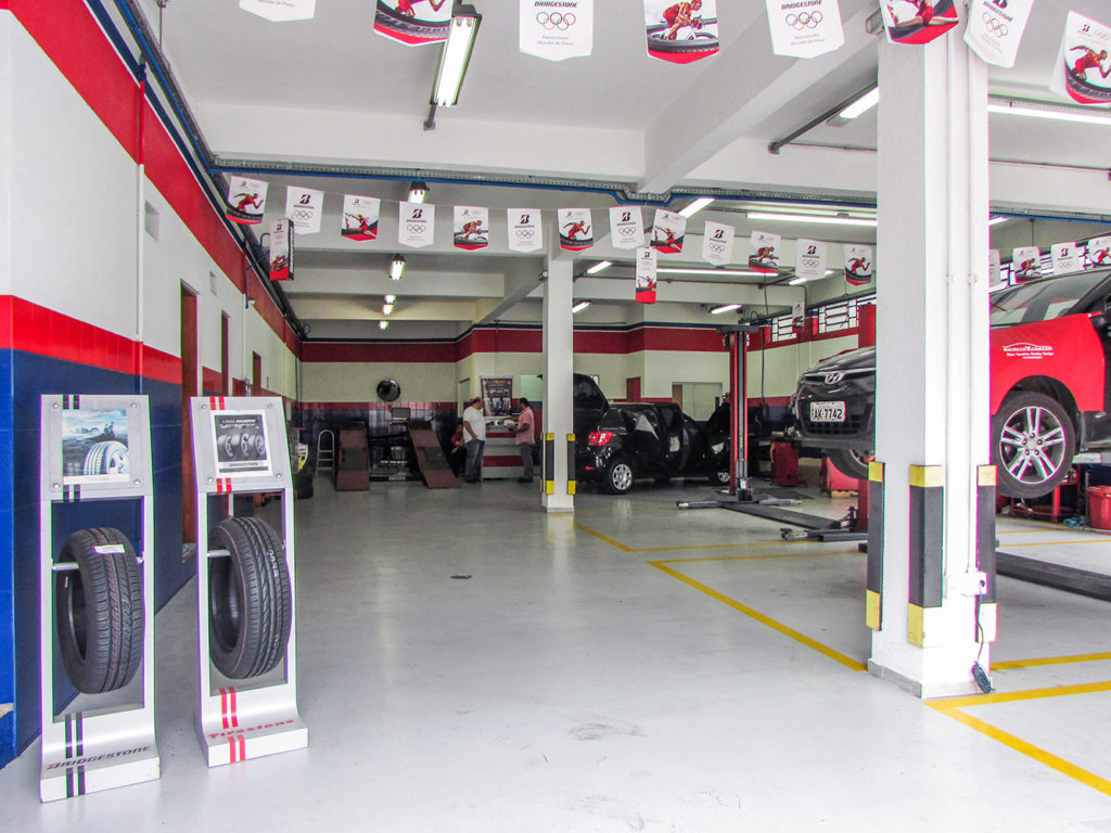 CURSO COMO MONTAR E ADMINISTRAR UM CENTRO AUTOMOTIVO