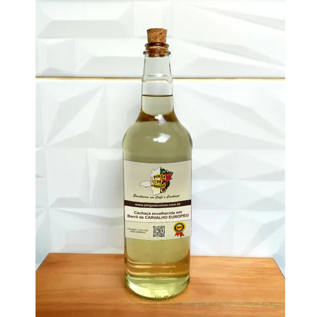 Cachaça envelhecida em Barril de CARVALHO EUROPEU